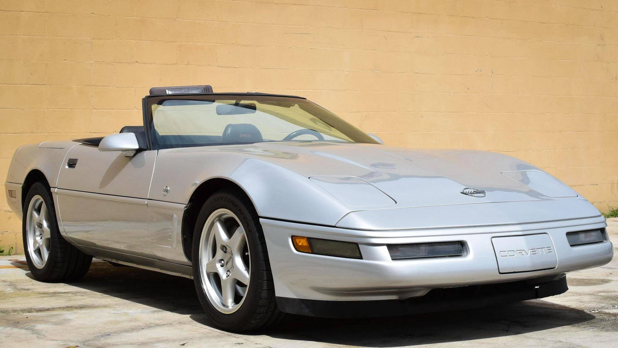 Click to Enlarge-Esc to Close Corvette Generations/C4/C4 1996 Front.webp